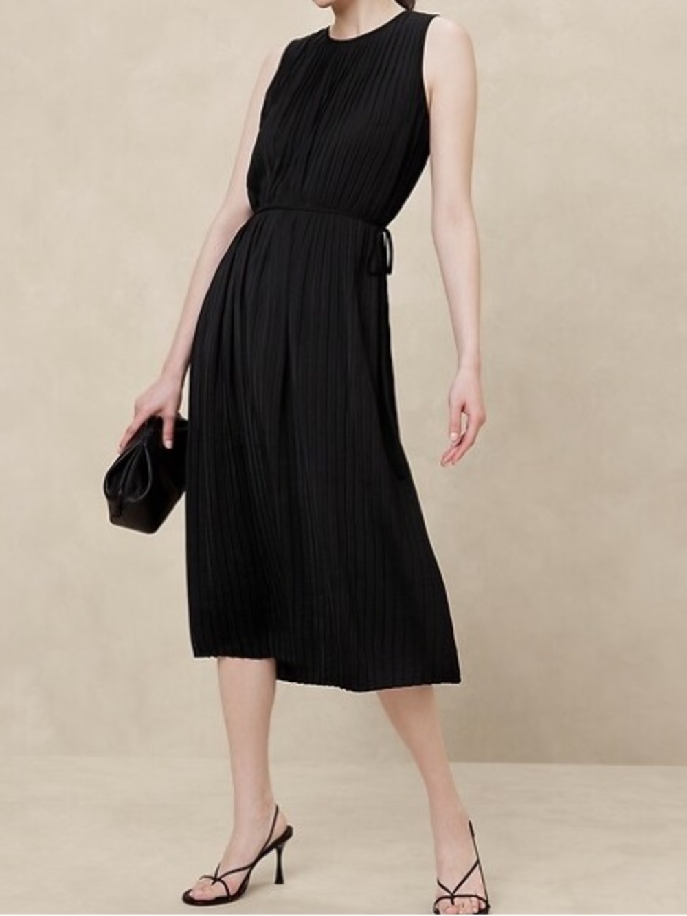 Banana Republic Factory Sleeveless Pleated Black Tie Waist Midi Dress. Small.